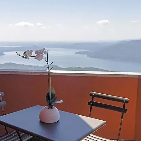Hotel Funivia Laveno-Mombello