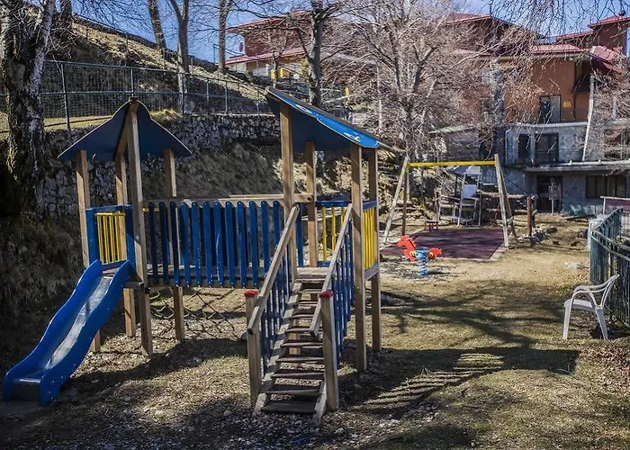 Отель Funivia Лавено-Момбелло